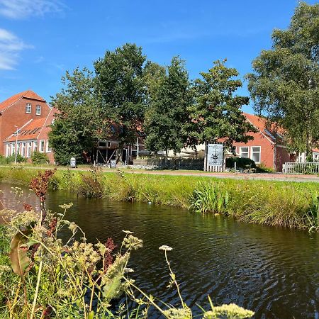 Hotel Alte Navigationsschule Rhauderfehn Екстер'єр фото